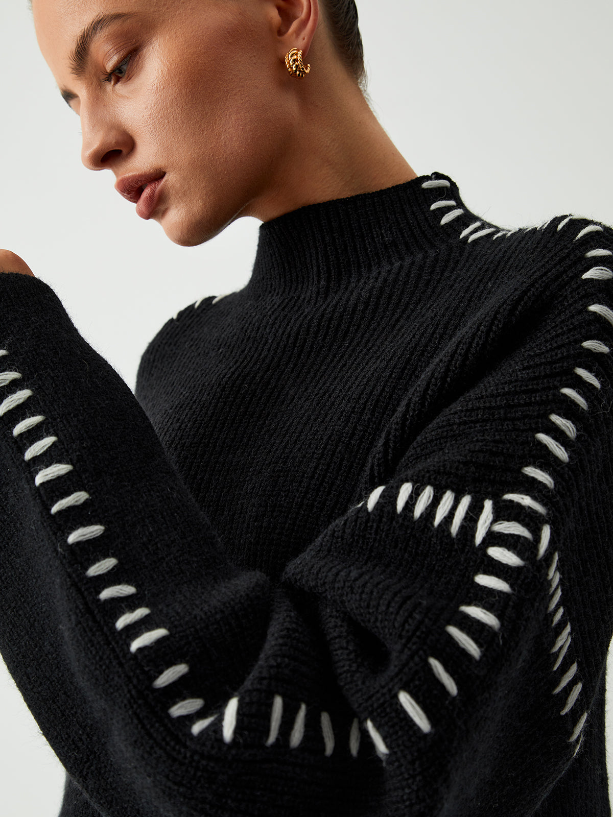 Ariadne | Oversized Mock Neck Sweater