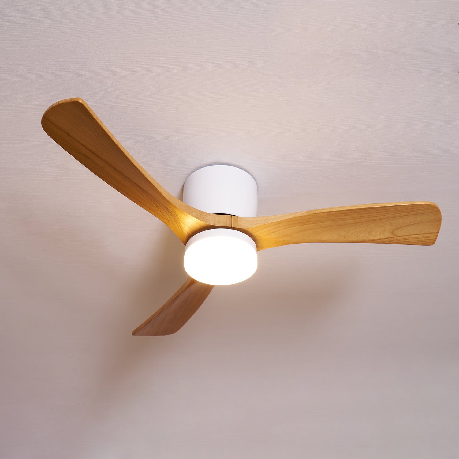 Brooklyn Nordic Wooden Ceiling Fan with Integrated Light – Ideal for Living Room or Bedroom