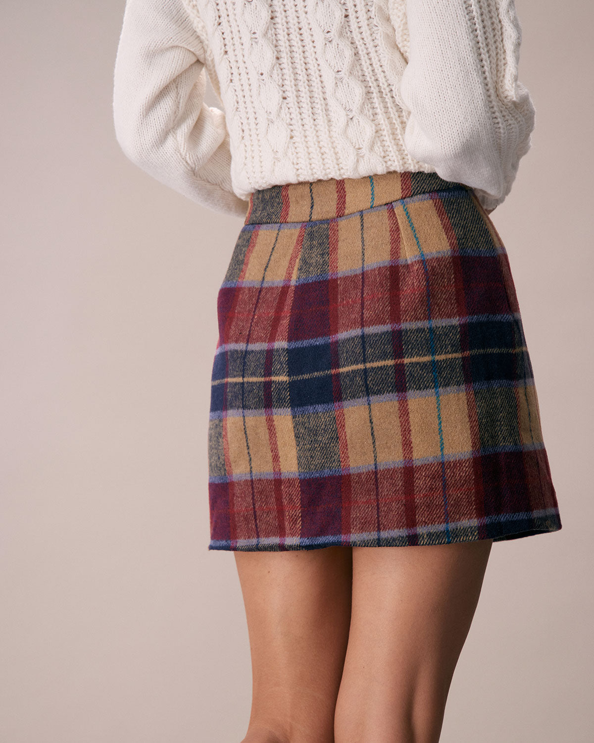 Loretta | Tailored Plaid Tweed Mini Skirt Concert Outfit