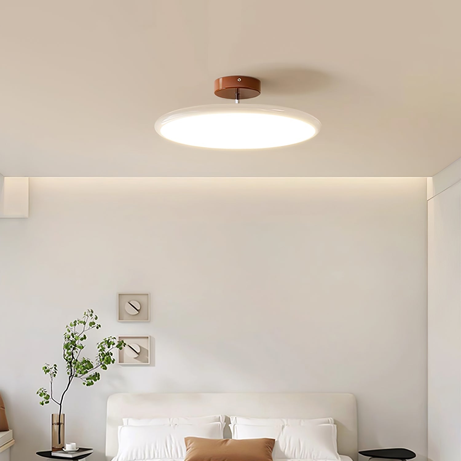 Matte Black Adjustable Ceiling Lamp with Soft Diffused Light – Ideal for Living Room or Bedroom