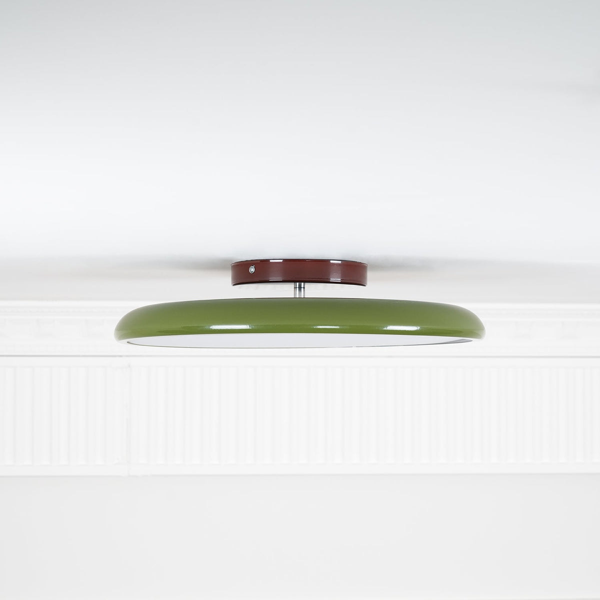Matte Black Adjustable Ceiling Lamp with Soft Diffused Light – Ideal for Living Room or Bedroom
