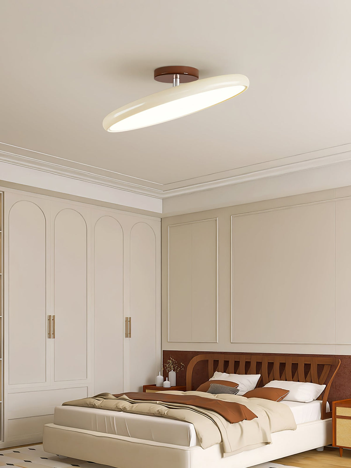 Matte Black Adjustable Ceiling Lamp with Soft Diffused Light – Ideal for Living Room or Bedroom