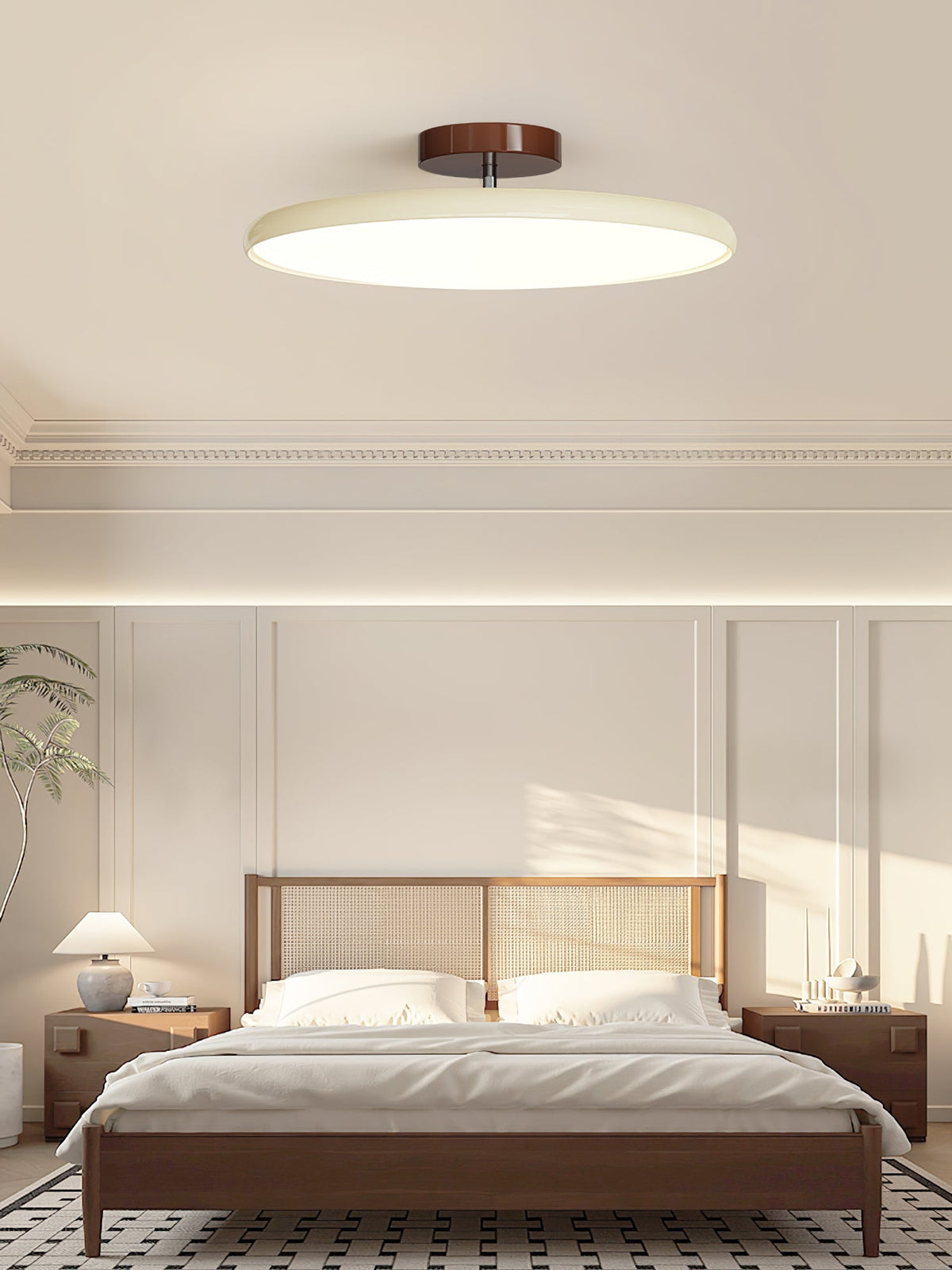 Matte Black Adjustable Ceiling Lamp with Soft Diffused Light – Ideal for Living Room or Bedroom
