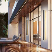 Metallic Minimalist Outdoor Wall Sconce with Long Profile – Ideal for Covered Patio