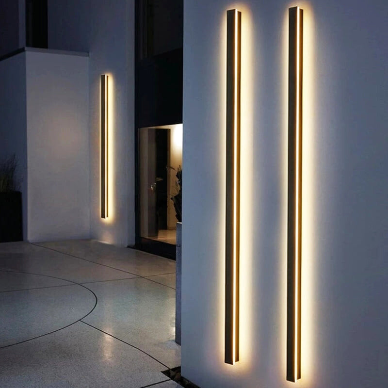 Metallic Minimalist Outdoor Wall Sconce with Long Profile – Ideal for Covered Patio