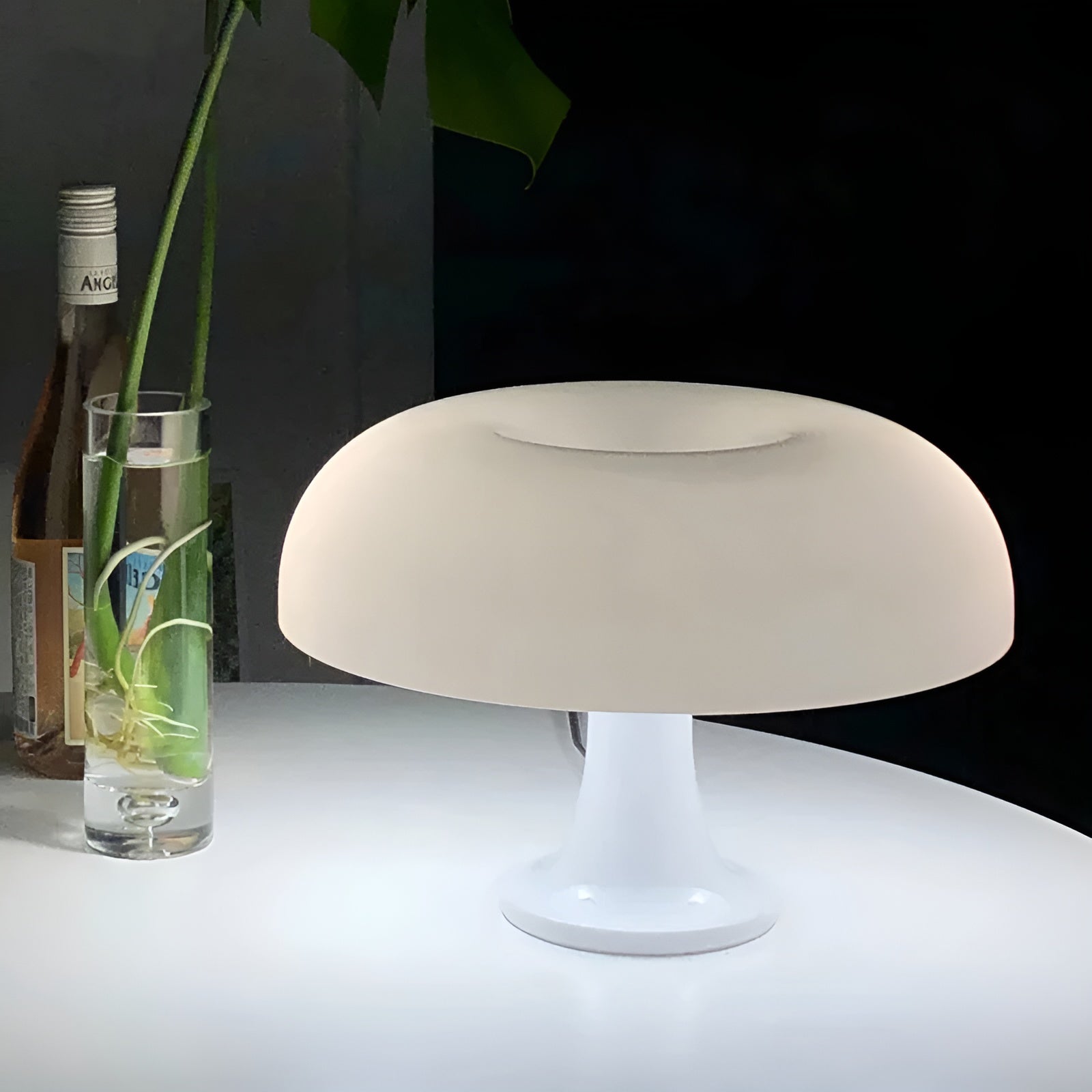 Minimalist LED Mushroom Table Lamp with Wireless Design – Ideal for Living Room or Bedroom