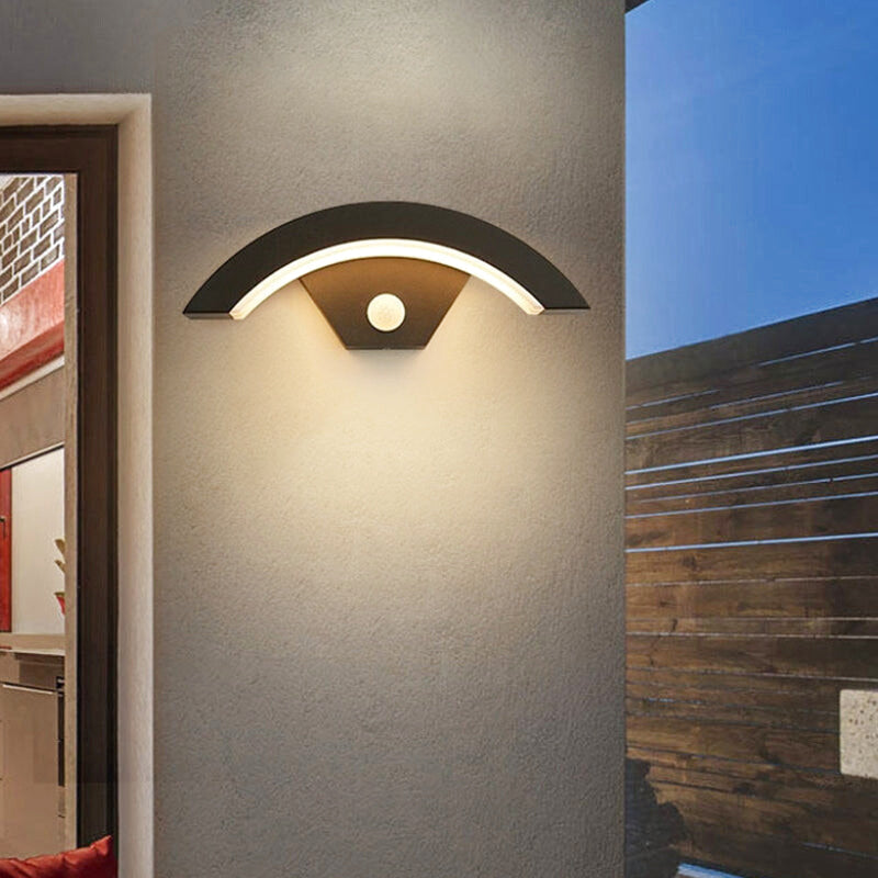 Modern Metal Outdoor Wall Sconce with Motion Sensor – Ideal for Exterior Spaces
