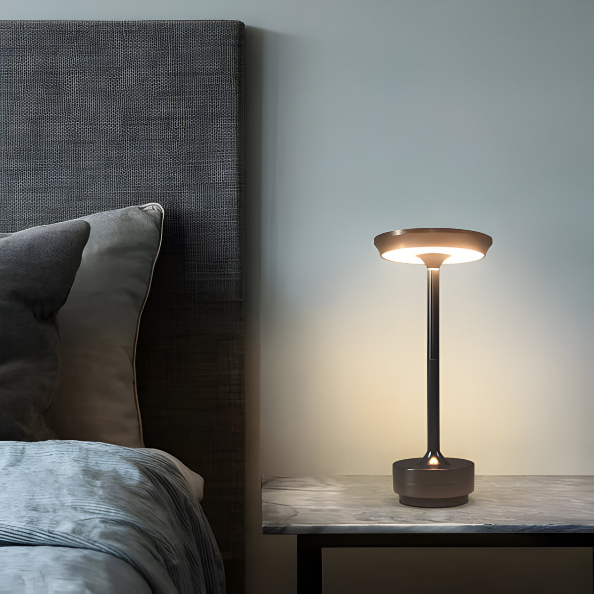 Modern Metal Wireless Table Lamp with Touch Control – Ideal for Bedroom or Office