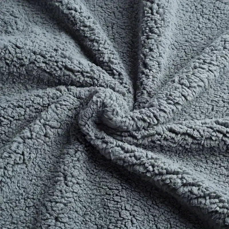Waterproof Fleece Blanket with Soft Texture – Ideal for Couples or Outdoor Use